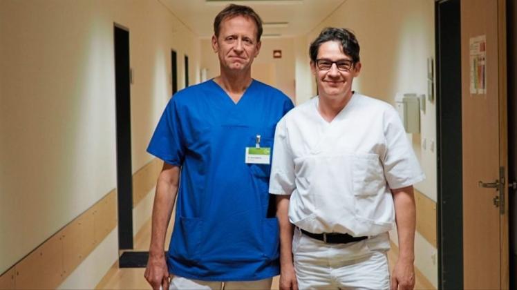 Dr. Klaus Gutberlet (l.) und Dr. Frank Starp wünschen sich frühere Untersuchungen der Leberwerte. „Damit Sie nicht bei mir oder Herrn Starp landen“, sagt Gutberlet. 