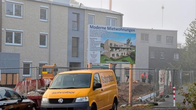 Auf der Köhlerwiese in Ganderkesee wird derzeit ein Part des Wohnraumversorgungskonzepts umgesetzt. Dort entstehen rund 100 Mietwohnungen. 