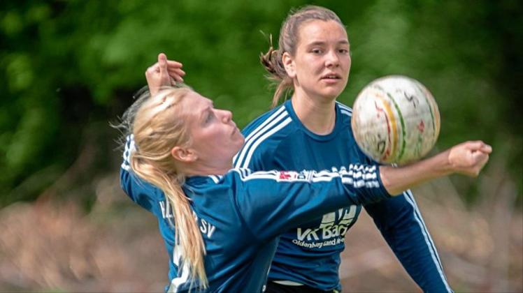Sind bereits für das Halbfinale ihrer „Heim-DM“ gesetzt: Janna Köhrmann (vorn) und Pia Neuefeind vom Ahlhorner SV. 