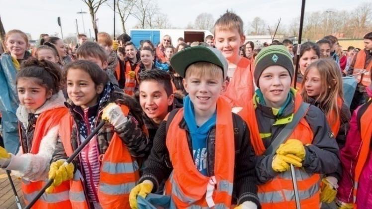 Kitas, Kindergärten und Schulen starten am Mittwoch, 7. März. Drei Tage später, am 10. März sind alle anderen aufgerufen, den Müll in der Stadt zu beseitigen. Kitas, Kindergärten und Schulen starten am Mittwoch, 7. März. Drei Tage später, am 10. März sind alle anderen aufgerufen, den Müll in der Stadt zu beseitigen.