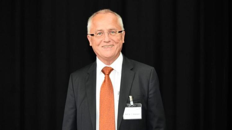 Professor Dr. Thomas Mokrusch bleibt der MediClin Hedon Klinik in Lingen eng verbunden. 