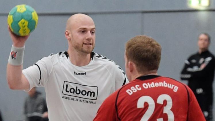 Hat mit der HSG Hude/Falkenburg vier Spieltage vor dem Saisonende die Meisterschaft in der Regionsoberliga bereits sicher: Lasse Wiosna. 