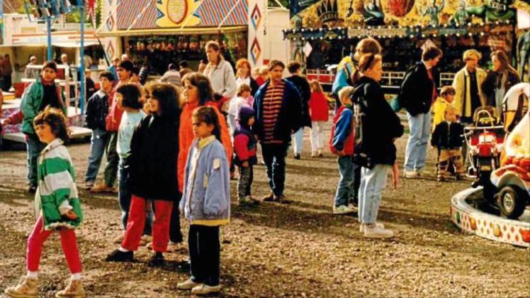 Die Eröffnung des Ganderkeseer Herbstmarktes am 12. September 1991 wollten sich viele Familien nicht entgehen lassen. 