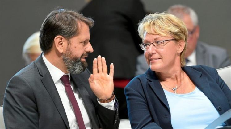In trauter Zweisamkeit: die Minister Olaf Lies (SPD) und Barbara Otte-Kinast (CDU). 