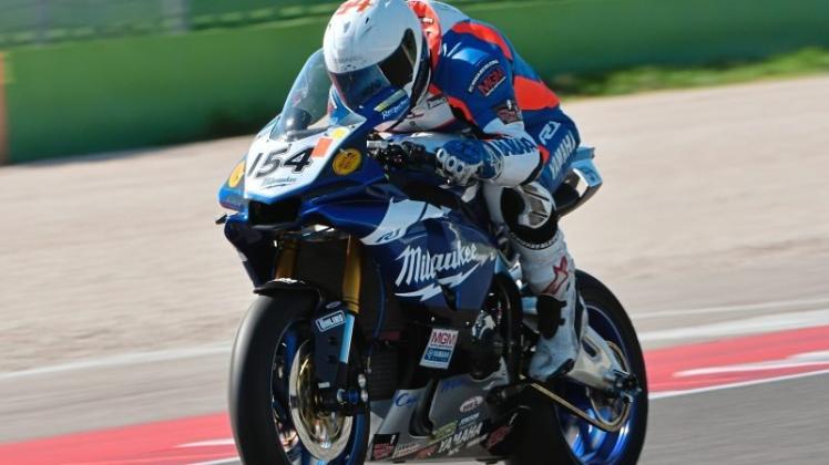 Unterwegs auf zwei Rädern: Hafid Mertins auf Yamaha bei Superbike 1000. 