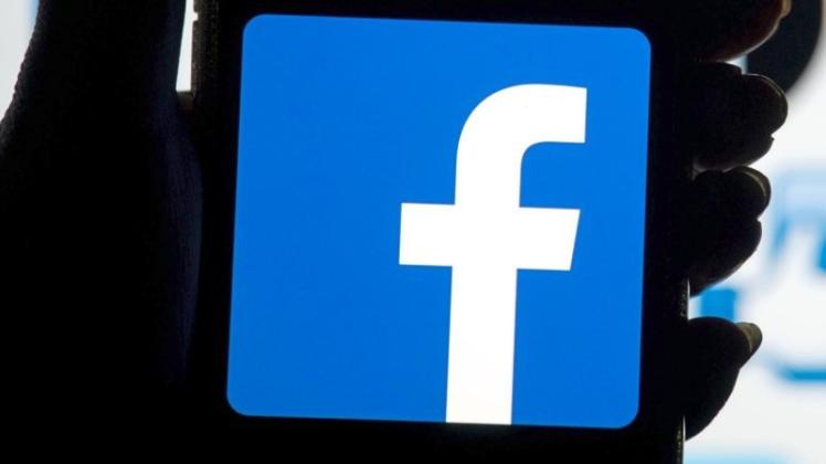Wie steht es um die Aufklärung beim Facebook-Datenskandal? Nicht gut, sagen die Grünen und fordern mehr Transparenz. 