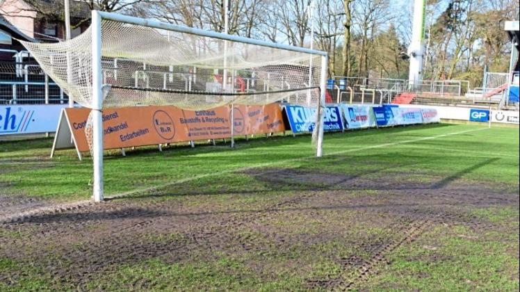So sah der Platz vor dem Paderborn-Spiel aus, das daraufhin abgesagt wurde. Inzwischen ist der Rasen gefroren. 