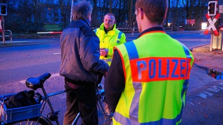 Beamte der Polizeiinspektion Delmenhorst/ Oldenburg-Land kontrollieren derzeit verstärkt Fahrradfahrer. 