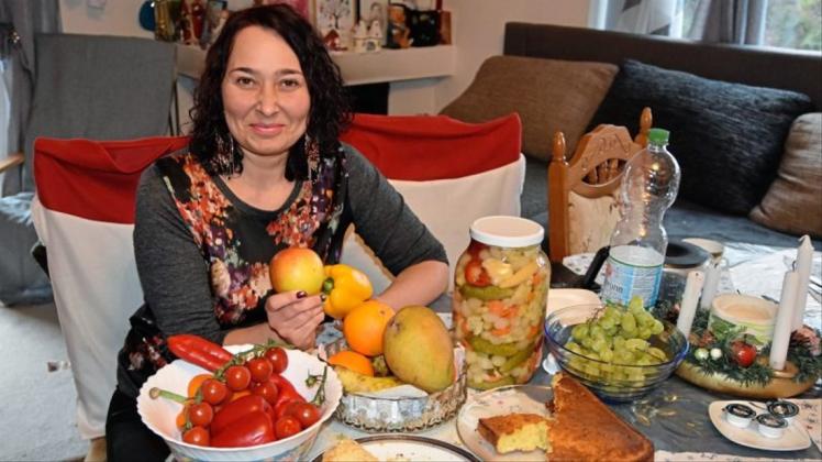 Für Elena Baranowa und ihre Familie sind die Lebensmittel von der Tafel eine große Hilfe. 
