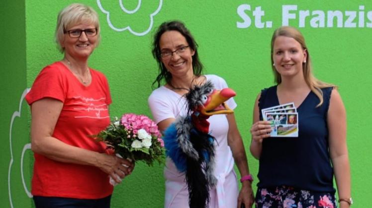 Bei der Wunscherfüllung der Kinder halfen (v.l.) Silvia Brinkmann, Melanie Runde und Sonja Gerdes. 