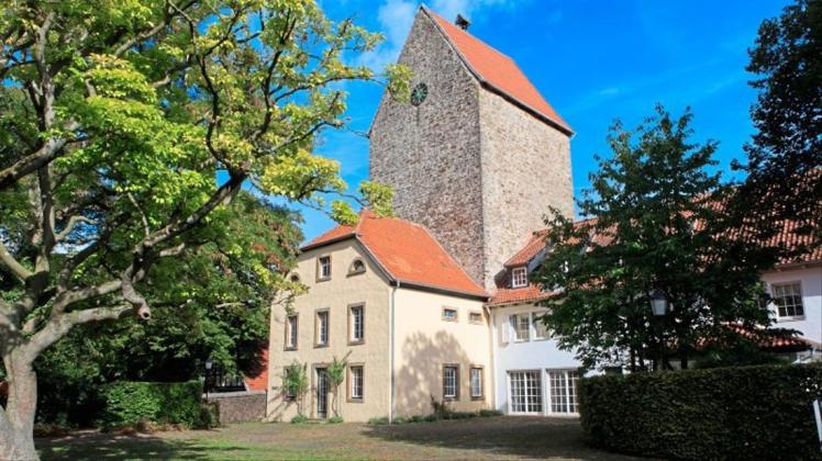 Die Burg Wittlage in der Gemeinde Bad Essen wurde 1309 durch den Osnabrücker Bischof Engelbert II. als Grenzfestung erbaut, und hat als steinerner Zeuge die Jahrhunderte überdauert. Fotos: Stefan Gelhot