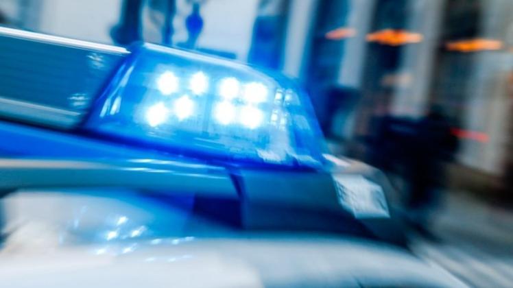 Nach einem Überfall in Wardenburg sucht die Polizei nach Zeugen. 