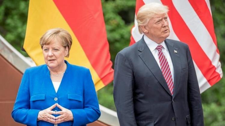 So könnte es in Kanada wieder aussehen: Bundeskanzlerin Merkel und US-Präsident Trump im Mai 2017 beim G7-Gipfel in Italien ohne Blickkontakt. 