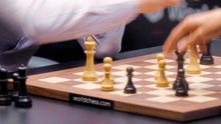 Die Schachspielerinnen des Delmenhorst SK kämpfen gegen den Abstieg. 