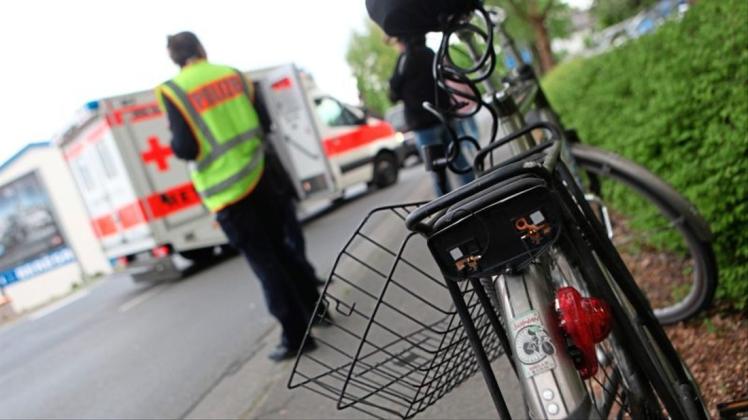 Eine Fahrradfahrerin hat sich am Montagmorgen bei einem Verkehrsunfall in Wildeshausen verletzt. Symbolfoto: Martin Dove Eine Fahrradfahrerin hat sich am Montagmorgen bei einem Verkehrsunfall in Wildeshausen verletzt. Symbolfoto: Martin Dove