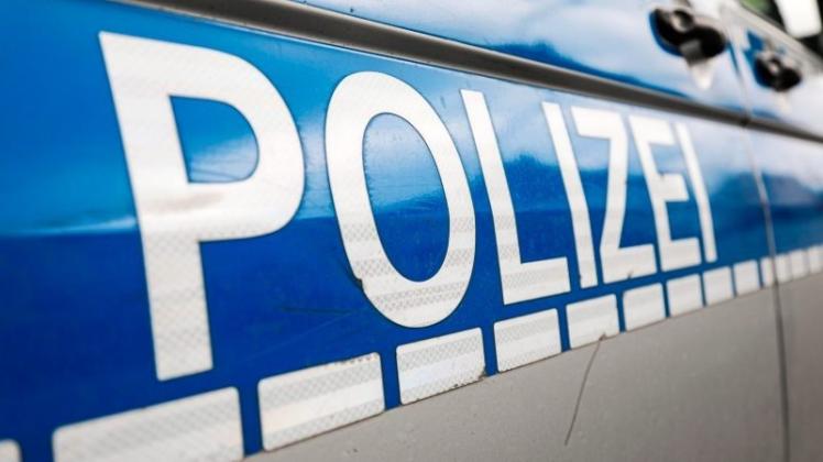 Nach einem Unfall mit einem zuvor gestohlenen Auto in Beckeln (Samtgemeinde Harpstedt) hat die Polizei einen Zeugenaufruf gestartet. Symbolfoto: Michael Gründel