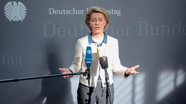 Im Kreuzfeuer der Kritik: Verteidigungsministerin Ursula von der Leyen (CDU). 