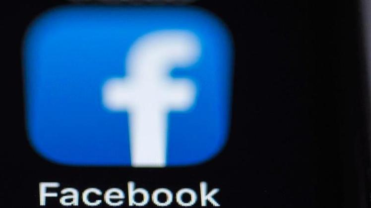 Facebook hatte im Januar Anzeigen für Kryptowährungen verboten, da sie oft mit irreführenden oder betrügerischeren Praktiken in Verbindung gestanden hatten. 