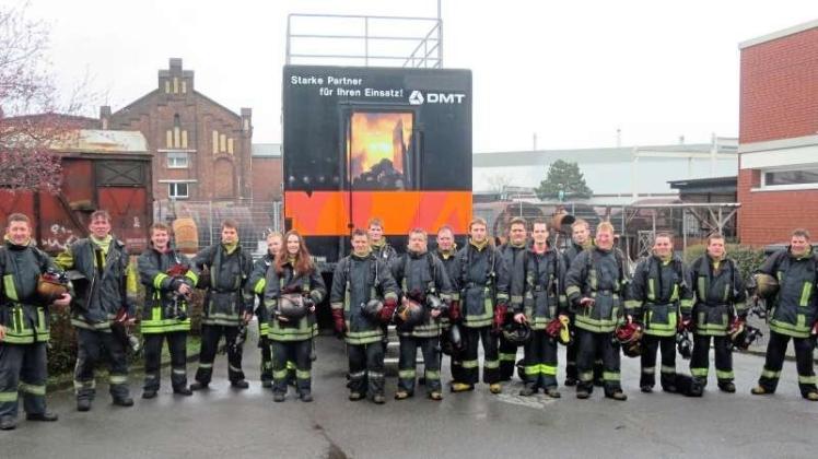 15 Atemschutzträger der Feuerwehren der SG Sögel haben beim Realbrandtraining in Dortmund den Ernstfall geprobt. 