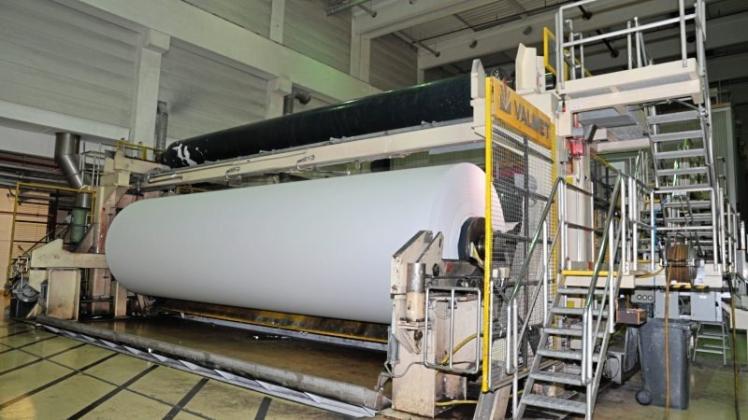 Auf insgesamt vier Papier- und zwei Streichmaschinen werden bei UPM Nordland Papier jährlich bis zu 1,4 Millionen Tonnen Feinpapier produziert. 