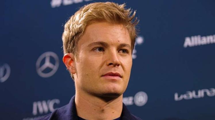 Erstmals ohne Nico Rosberg stellt Mercedes am Donnerstag einen neuen Silberpfeil vor. Der Formel-1-Weltmeister genießt seit seinem Rücktritt die Freiheit und lässt sich mit der Suche nach neuen Aufgaben Zeit. 