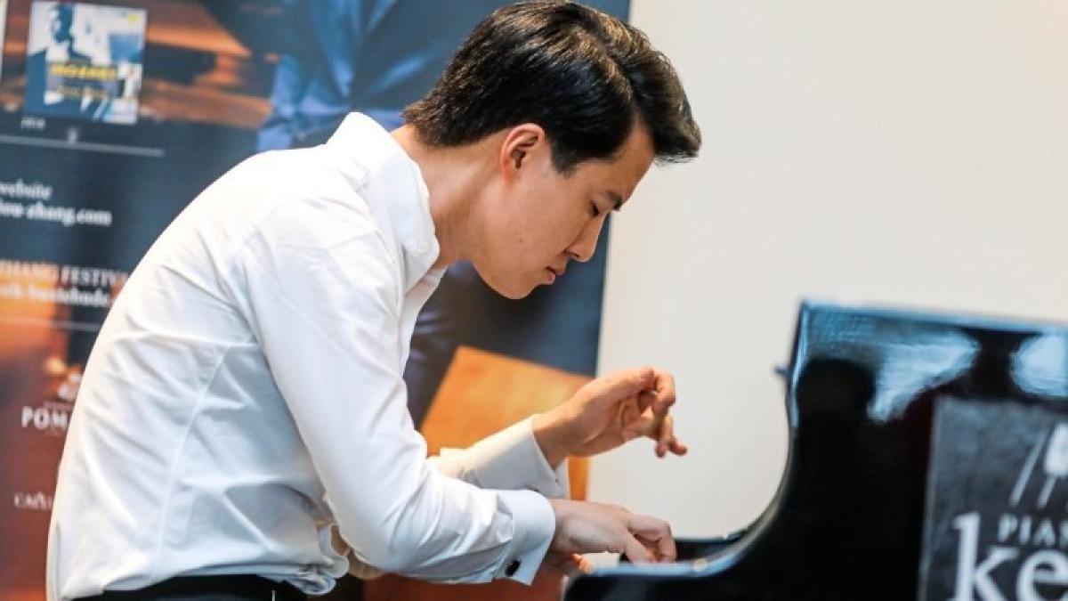 Haiou Zhang spielt Benefizkonzert NOZ