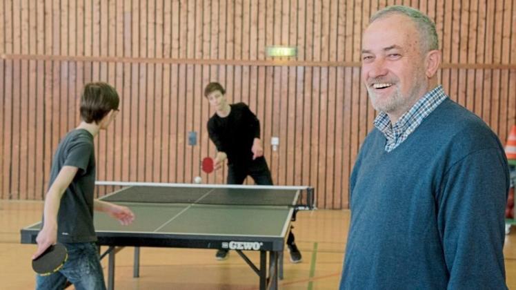 Mit Spaß dabei: Klaus Jansen (r.) ist seinem Sport seit sechs Jahrzehnten treu.