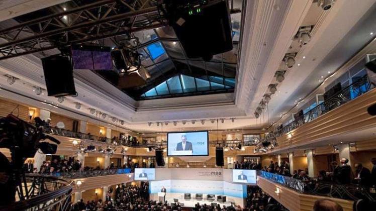 Erstkontakt mit der Trump-Regierung: US-Verteidigungsminster James Mattis spricht bei der Münchner Sicherheitskonferenz. 