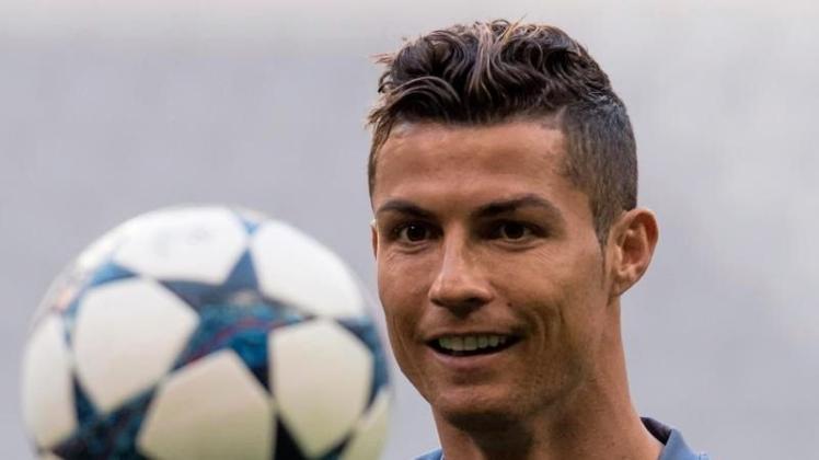 Cristiano Ronaldo lässt seinen Club und seine Fans über seine Zukunft noch im Ungewissen. 