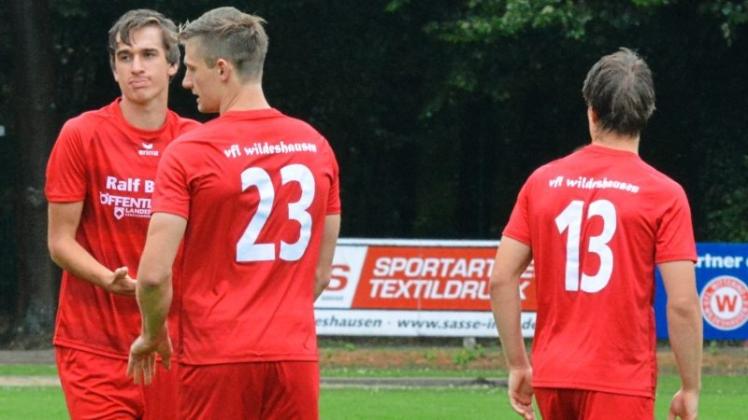 Der Verbleib von Niklas Heinrich (links) in Wildeshausen ist unsicher, Lukas Schneider (Mitte) beendet seine Karriere, und Jan Lehmkuhl wechselt zum SC Melle – dem kommenden Gegner. 