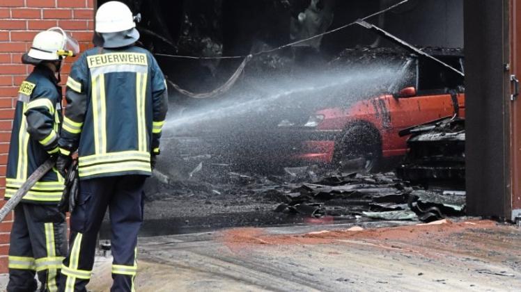 Die Ursache des Feuers in einer Halle eines ländlichen Anwesens an der Kühlinger Straße am Sonntagvormittag in Grüppenbühren steht fest. Die Ursache des Feuers in einer Halle eines ländlichen Anwesens an der Kühlinger Straße am Sonntagvormittag in Grüppenbühren steht fest.