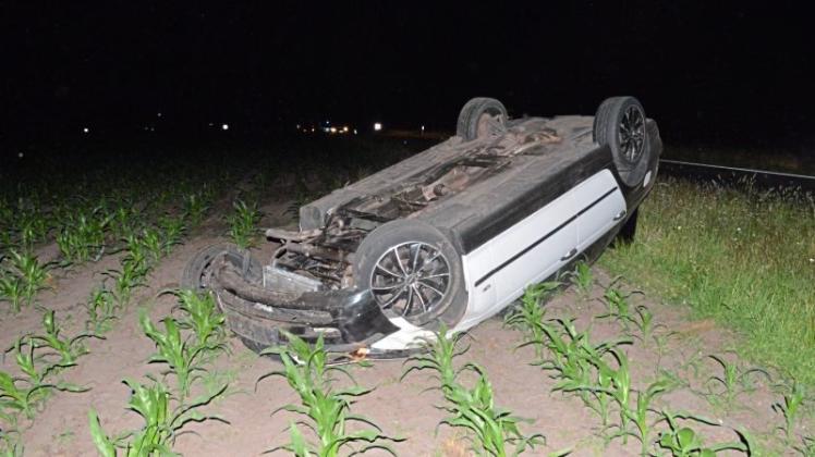 Leicht verletzt wurde ein 23-jähriger Wildeshauser, als er sich in der Nacht zu Dienstag mit seinem Auto überschlug. 