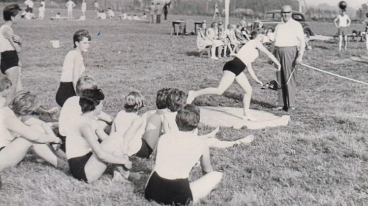 Unser Nostalgiebild zeigt das Sportfest des TSV Hoyerswege 1961. 