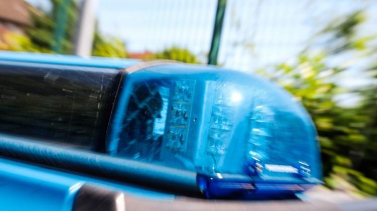 Jugendliche haben in der Nacht von Montag auf Dienstag auf dem Schulhof der Haupt-und Realschule Wallendhorst randaliert. Das berichtet die Polizei. Symbolbild: Michael Gründel