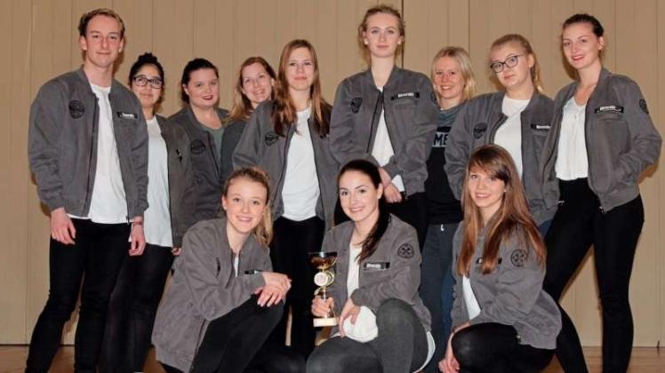 Sieger bei einem Dance4Fans-Contest in Berlin und damit für die DM 2017 qualifiziert: die Diversity Crew der Tanzschule Jacek Lenard. Sieger bei einem Dance4Fans-Contest in Berlin und damit für die DM 2017 qualifiziert: die Diversity Crew der Tanzschule Jacek Lenard.