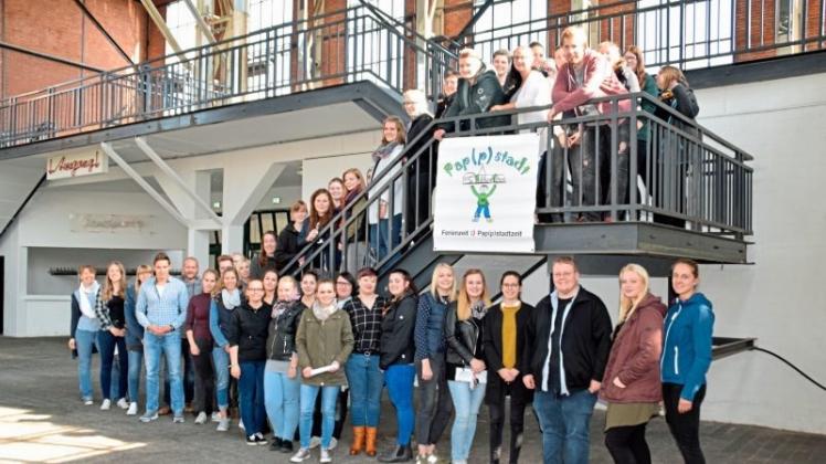 Ein großes Team der Fachschule für Sozialpädagogik unterstützt in diesem Jahr den Fachdienst Jugend (JUKOM) in der Spielstadt. 