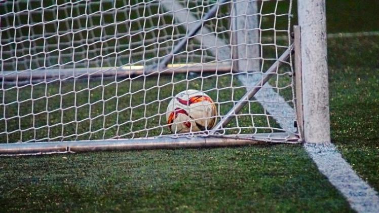 Der TV Munderloh II hat sein Kreisklassen-Heimspiel gegen den FC Hude III mit 5:3 gewonnen. Der TV Munderloh II hat sein Kreisklassen-Heimspiel gegen den FC Hude III mit 5:3 gewonnen.