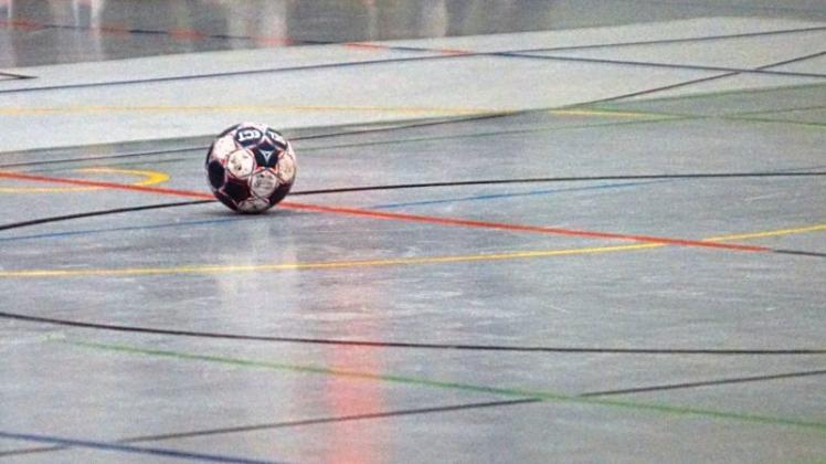 Die B-Jugend-Handballerinnen der HSG Delmenhorst haben ihr Landesligaspiel bei der JH MoIn mit 15:10 gewonnen. Die B-Jugend-Handballerinnen der HSG Delmenhorst haben ihr Landesligaspiel bei der JH MoIn mit 15:10 gewonnen.