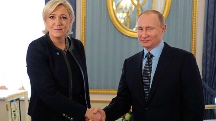 Haben viele Gemeinsamkeiten in ihrer politischen Ausrichtung: Marine Le Pen und Wladimir Putin. 