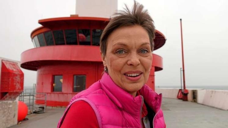 Jutta Steffen bekocht in der Kieler Bucht als Lotsen-Stewardess hungrige Seemänner. Zu ihrem Arbeitsplatz wird sie täglich mit einem Lotsenboot gefahren. 