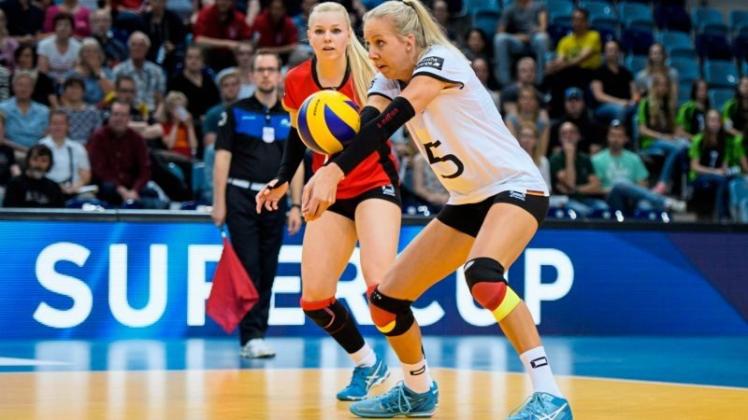 Volleyballerin Jana Poll Löst Mit Nationalteam Noz