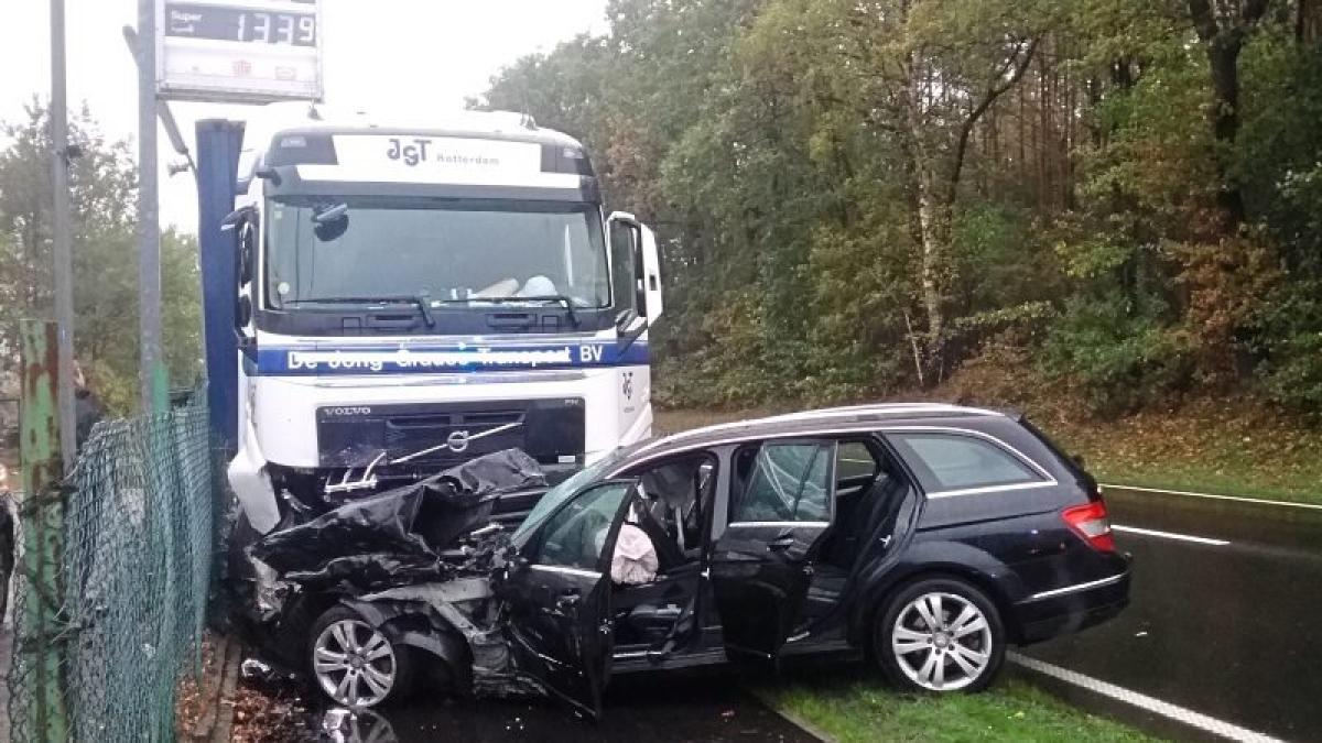 Schwerer Unfall Auf Der B70 Bei | NOZ