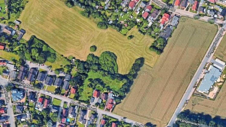 Auf diesen Grünflächen zwischen der Langenwischstraße und der Feldstraße im Stadtteil Stickgras sind zumindest im östlichen Bereich Baugrundstücke geplant. Kartendaten: GeoBasis-DE/BKG, Google