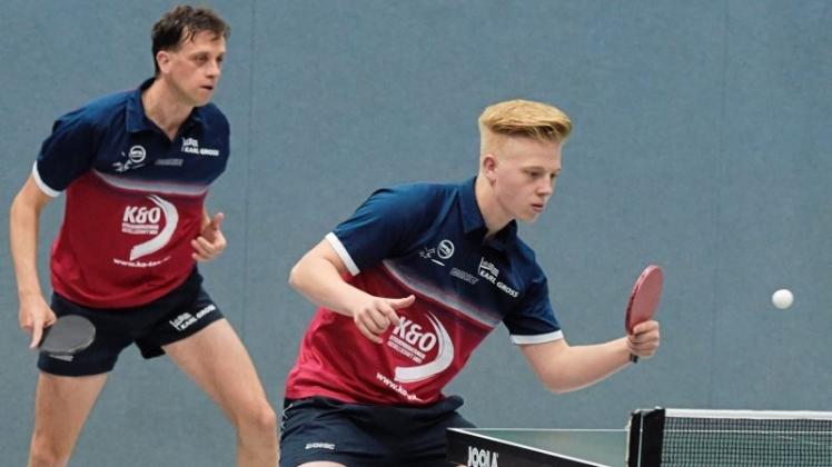 Mit einer anderen Aufstellung in die Doppel gegen den TSV Lunestedt II? Das wollte Spitzenspieler Marco Stüber (links mit Finn Oestmann) zumindest nicht ausschließen. Mit einer anderen Aufstellung in die Doppel gegen den TSV Lunestedt II? Das wollte Spitzenspieler Marco Stüber (links mit Finn Oestmann) zumindest nicht ausschließen.