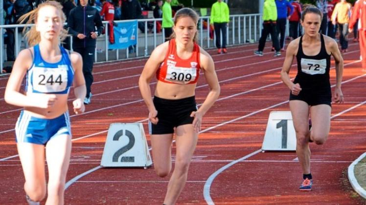Start in die Freiluft-Saison: Läuferin Sophie-Marie Kohlhase vom Delmenhorster TV stellt sich bei der Deutschen Langstrecken-Meisterschaft dem Wettkampf über 5000 Meter. 