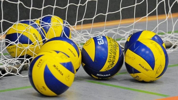 Die Oberliga-Volleyballer der VG Delmenhorst-Stenum eröffnen die Saison 2017/2018 mit einem Heimspieltag. Die Oberliga-Volleyballer der VG Delmenhorst-Stenum eröffnen die Saison 2017/2018 mit einem Heimspieltag.