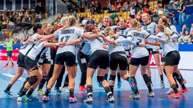 Trifft am 27. September in Oldenburg in einem EM-Qualifikationsspiel auf Litauen: die deutsche Handball-Nationalmannschaft der Frauen. 
