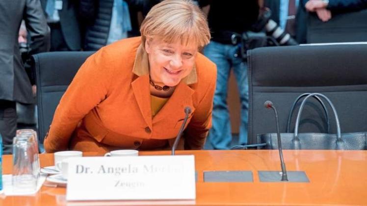 Bundeskanzlerin Angela Merkel muss dem NSA-Untersuchungsausschuss im Deutschen Bundestag in Berlin Rede und Antwort stehen. 