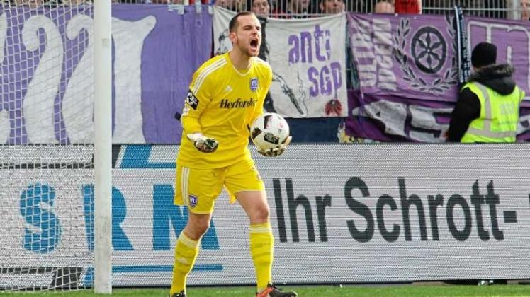 Will gegen den 1. FC Magdeburg die Null halten: VfL-Torwart Marius Gersbeck. 