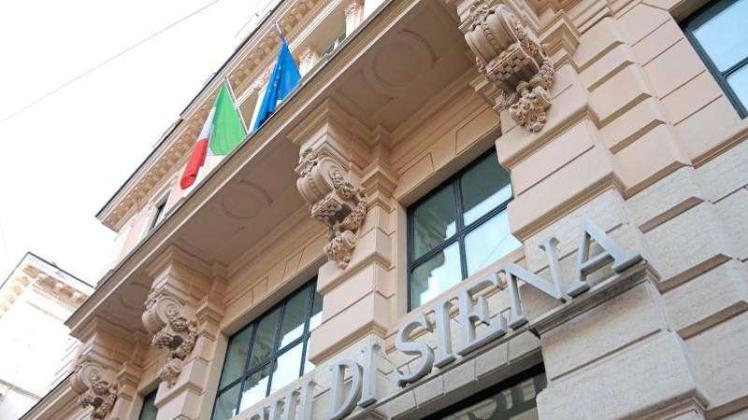 Außen prächtig, innen marode: Die italienische Bank Monte dei Paschi di Siena (MPS) braucht dringend Geld. Foto: Lena Klimkeit